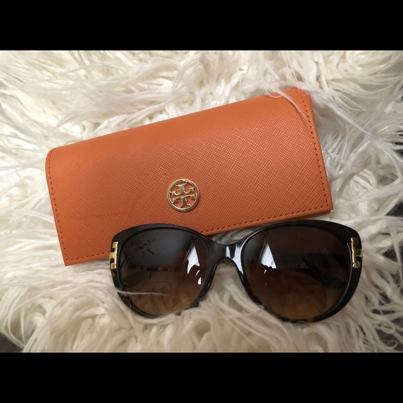 Tory Burch Accessories - Tory Burch sunglasses